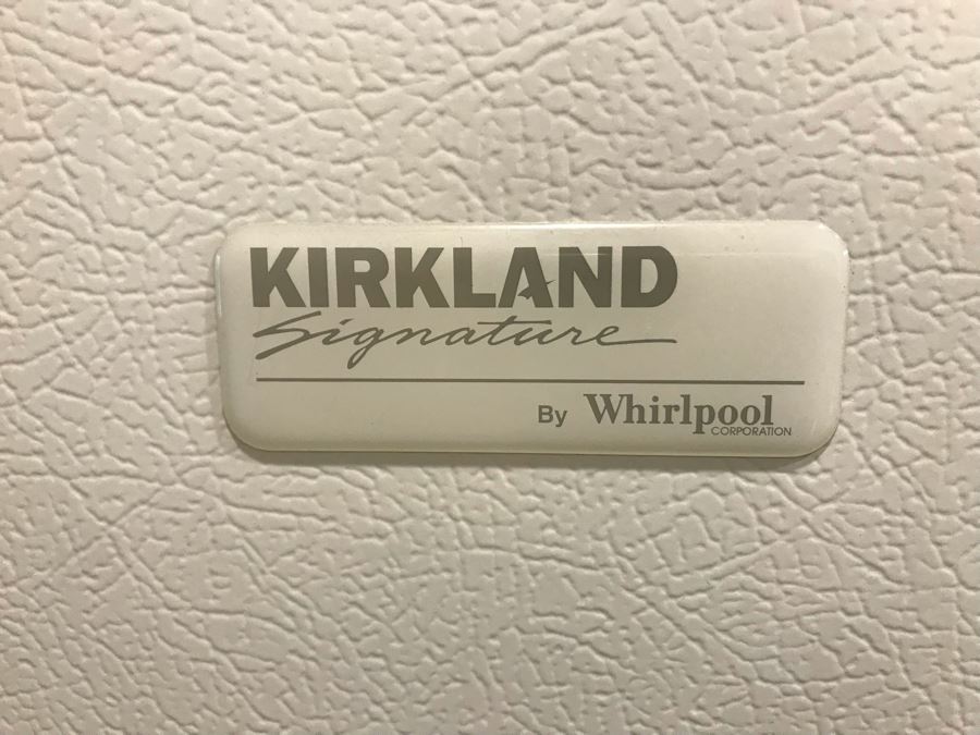 Kirkland Signature By Whirlpool Refrigerator Model ST14CKXKQ01