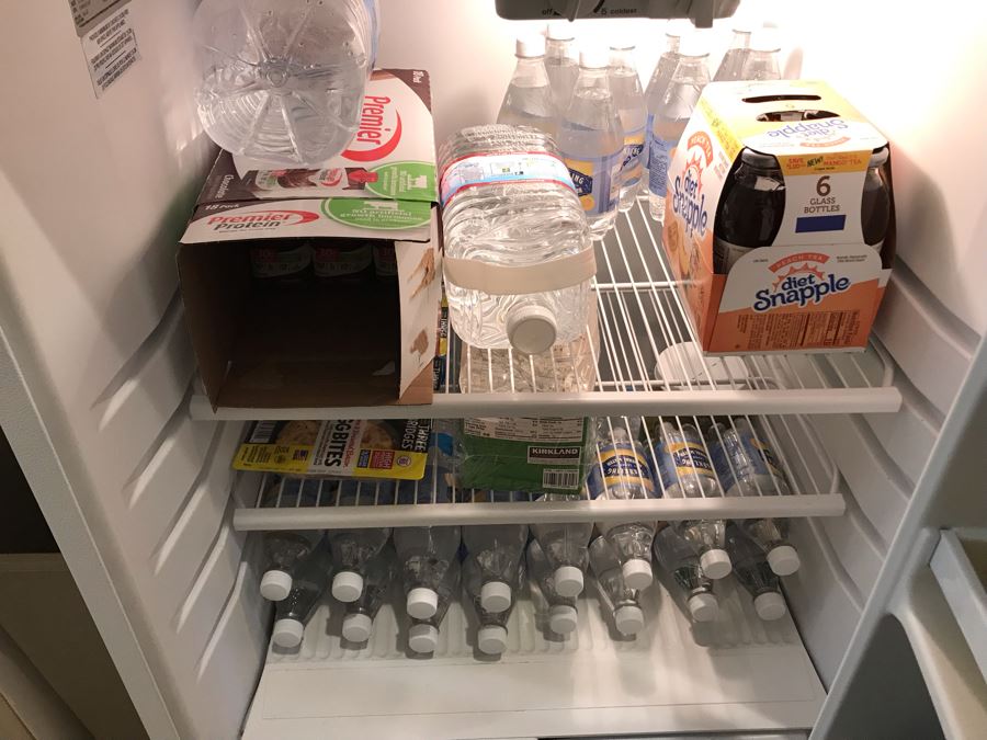 Kirkland Signature By Whirlpool Refrigerator Model ST14CKXKQ01 [Photo 7]