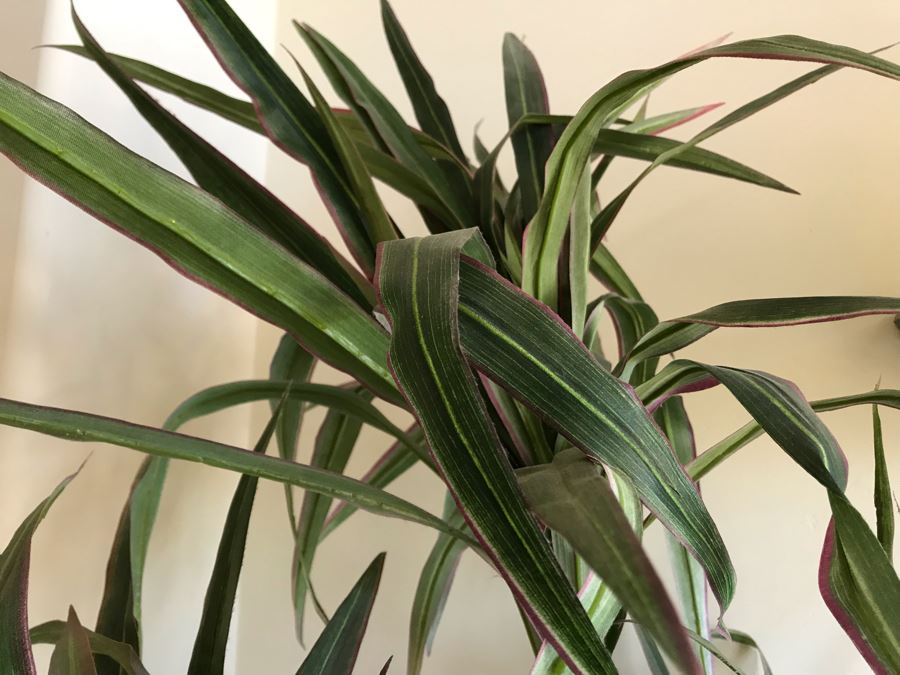 Large Faux Plant With Pot And Stand Shown In Middle [Photo 5]