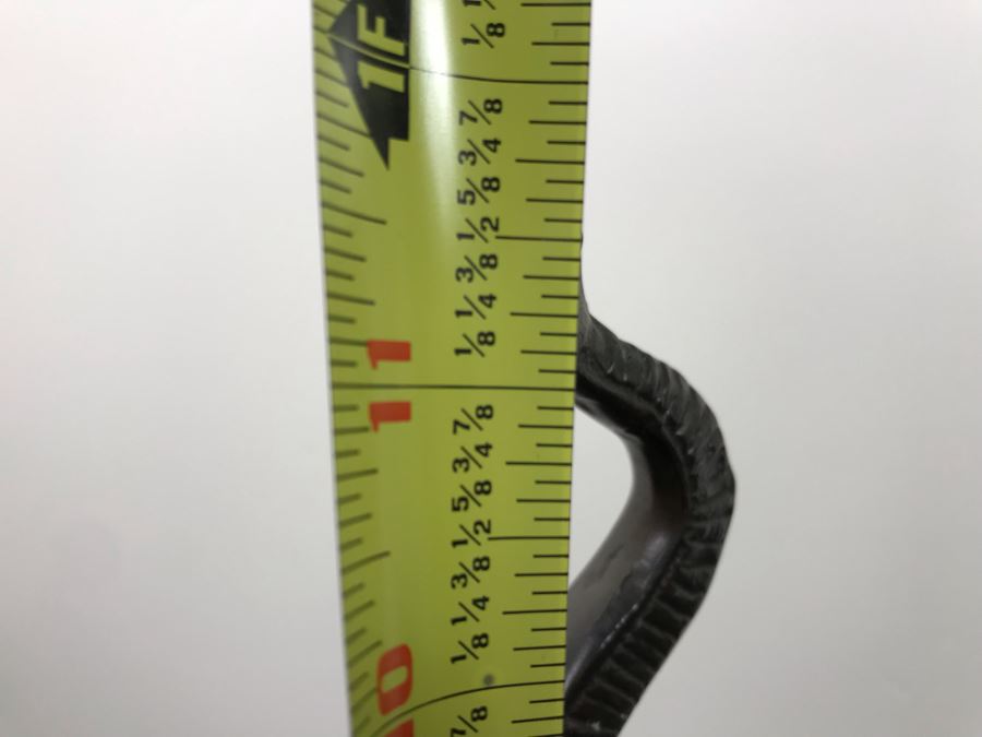 Metal Elephant Figurine Decorative Sculpture 12'H And Seagull Bird Sculpture [Photo 11]