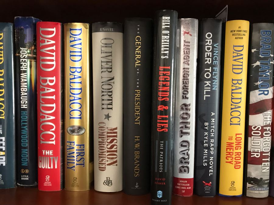 Huge Lot Of Hardback Books Novels By John Grisham, David Baldacci And More (3 Shelves) - Some First Editions [Photo 10]