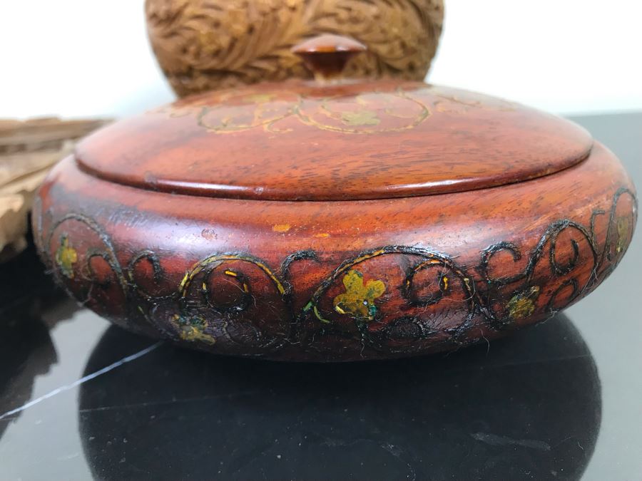 Pair Of Carved Inlay Wooden Trinket Boxes, Carved Floral Motif Wooden Box And Carved Wooden Divided Tray [Photo 5]