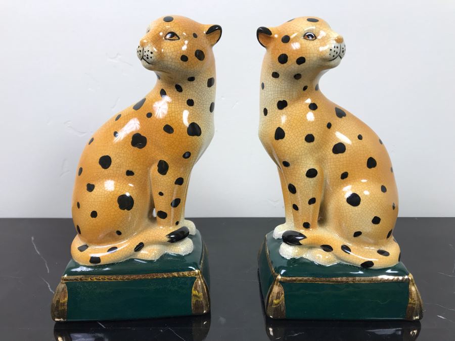 Pair Of Decorative Painted Ceramic Leopards 8'H [Photo 2]