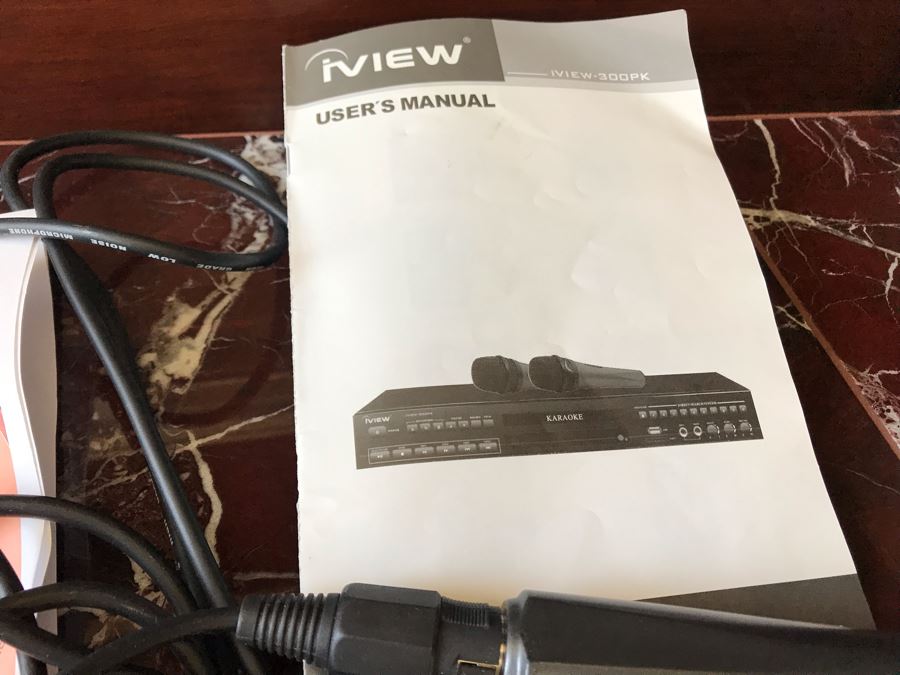 IVIEW-300PK Karoke Machine With (2) Microphones And (3) Karoke Cds [Photo 7]