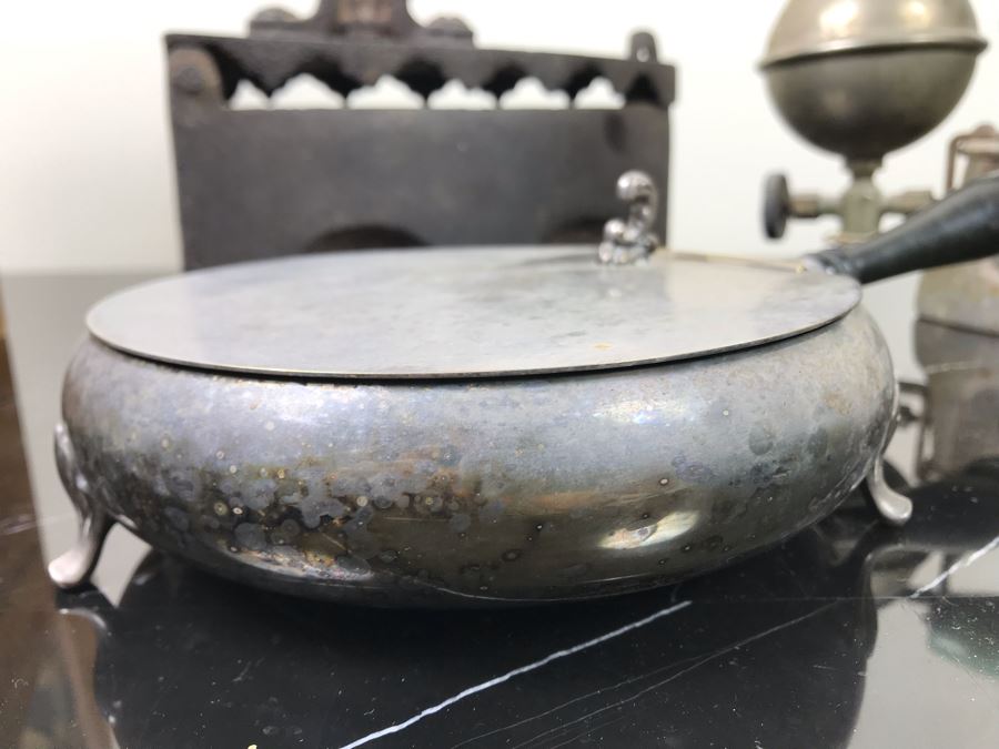 Pair Of Vintage Irons, Vintage Bed Warmer Pan And Vintage Cigar Advertising Box [Photo 17]