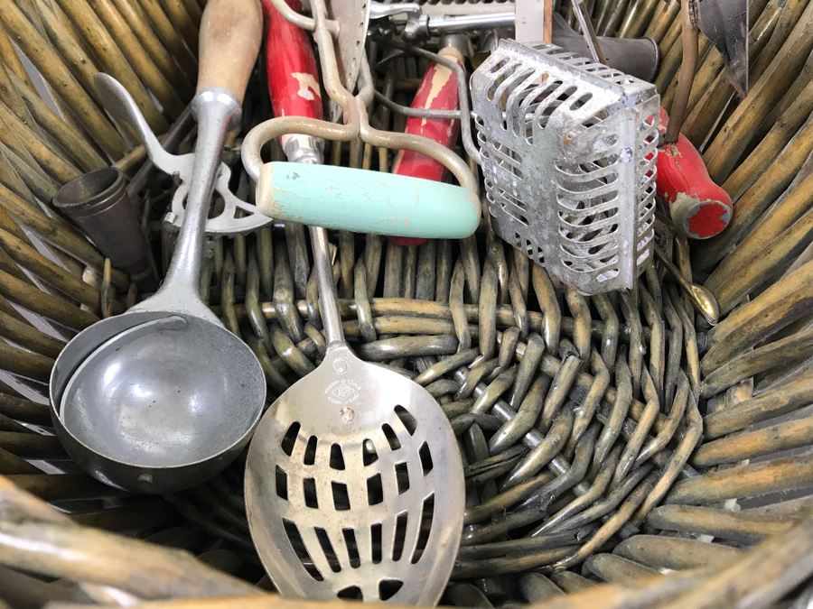 Huge Lot Of Vintage Kitchen Utensils Tools, Vintage Basket With Handle And Vintage Griswold Meat Grinder - See Photos [Photo 11]