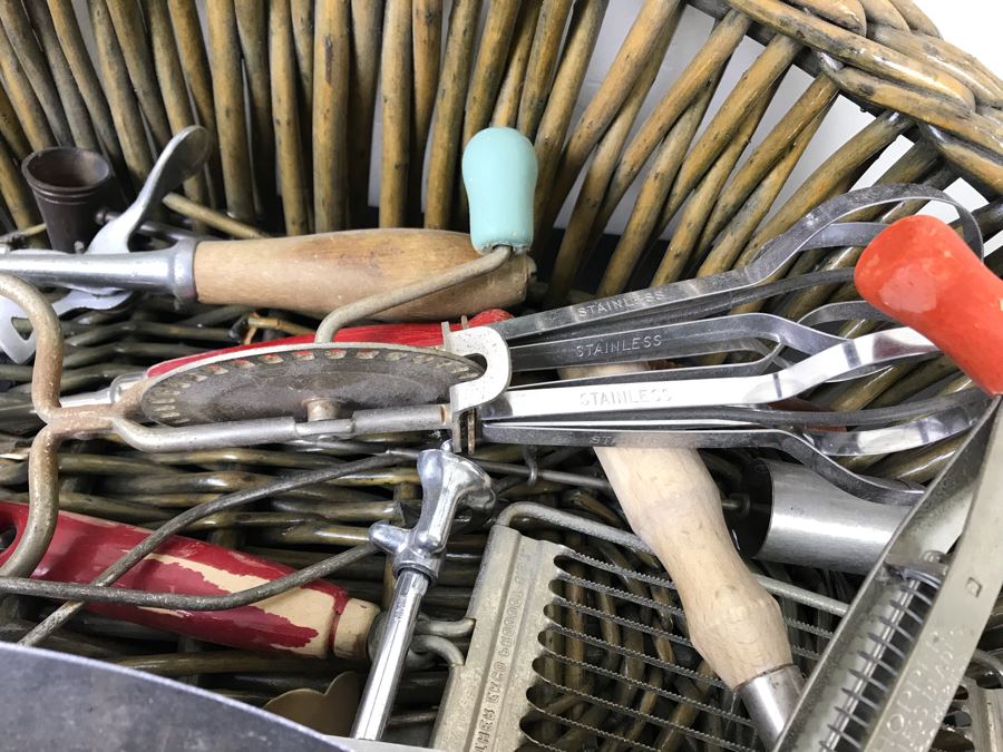 Huge Lot Of Vintage Kitchen Utensils Tools, Vintage Basket With Handle And Vintage Griswold Meat Grinder - See Photos [Photo 6]