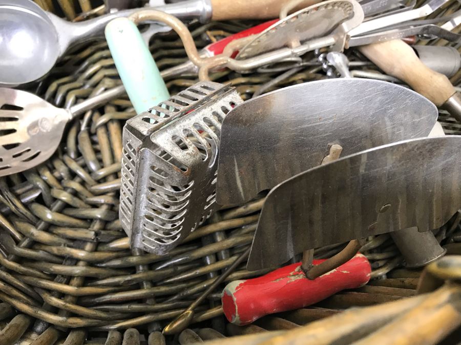 Huge Lot Of Vintage Kitchen Utensils Tools, Vintage Basket With Handle And Vintage Griswold Meat Grinder - See Photos [Photo 9]