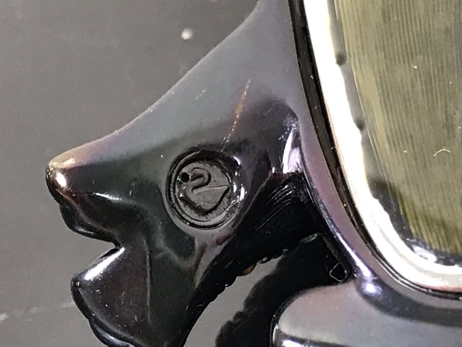 Signed Swan Swarovski Crystal Cat Brooch Pin With Green Cabachon Crystals For Eyes 2.5'H [Photo 9]