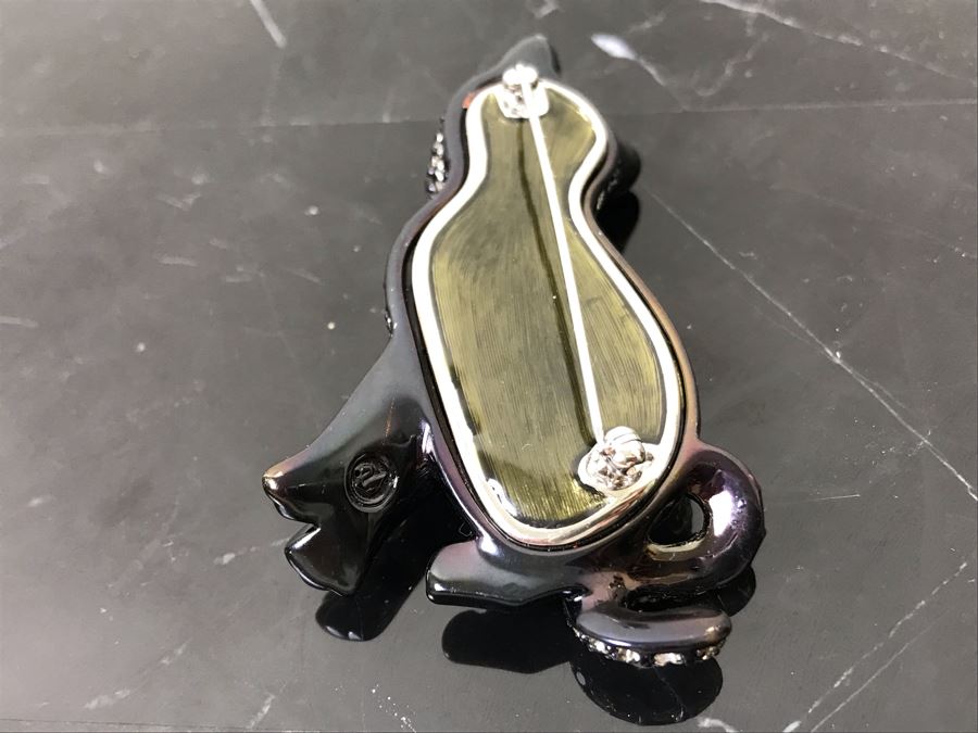 Signed Swan Swarovski Crystal Cat Brooch Pin With Green Cabachon Crystals For Eyes 2.5'H [Photo 8]