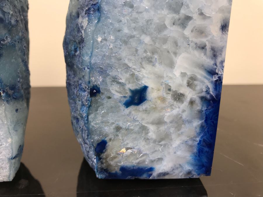 Pair Of Polished Geode Crystal Agate Blue Stones Bookends 5.5'H [Photo 8]