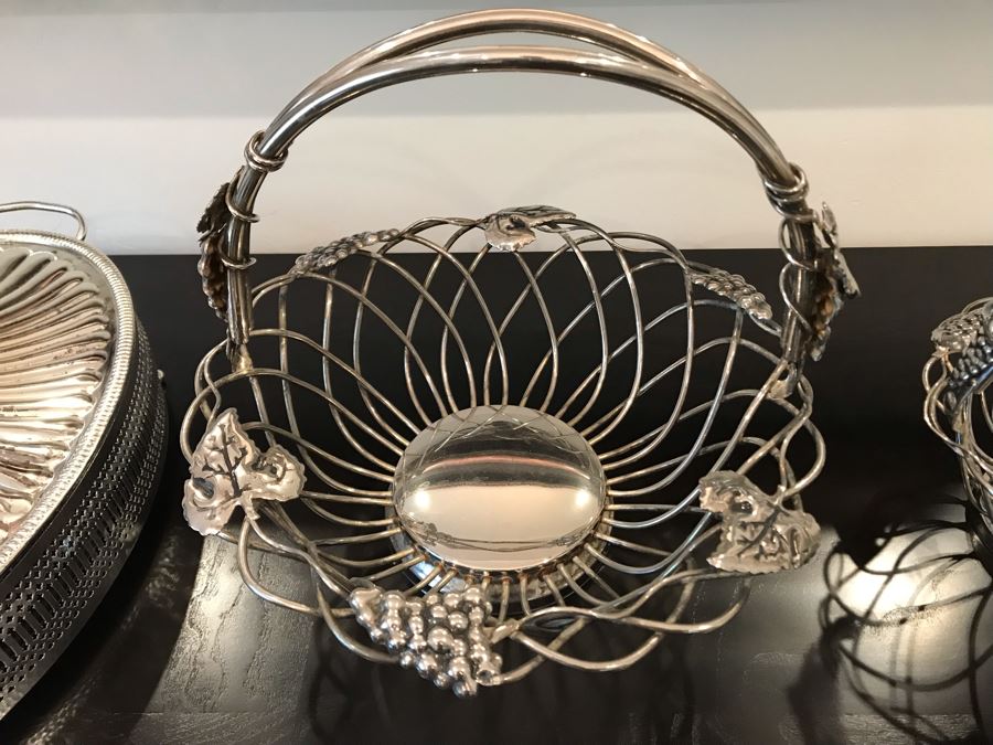 Pair Of Godinger Silverplate Grape Motif Wire Baskets And Silverplate Casserole Dish Holder [Photo 2]