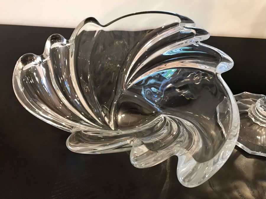 Crystal Lot With Pair Of Footed Pedestal Bowls And Crytal Bowl [Photo 8]