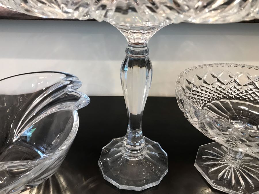 Crystal Lot With Pair Of Footed Pedestal Bowls And Crytal Bowl [Photo 4]