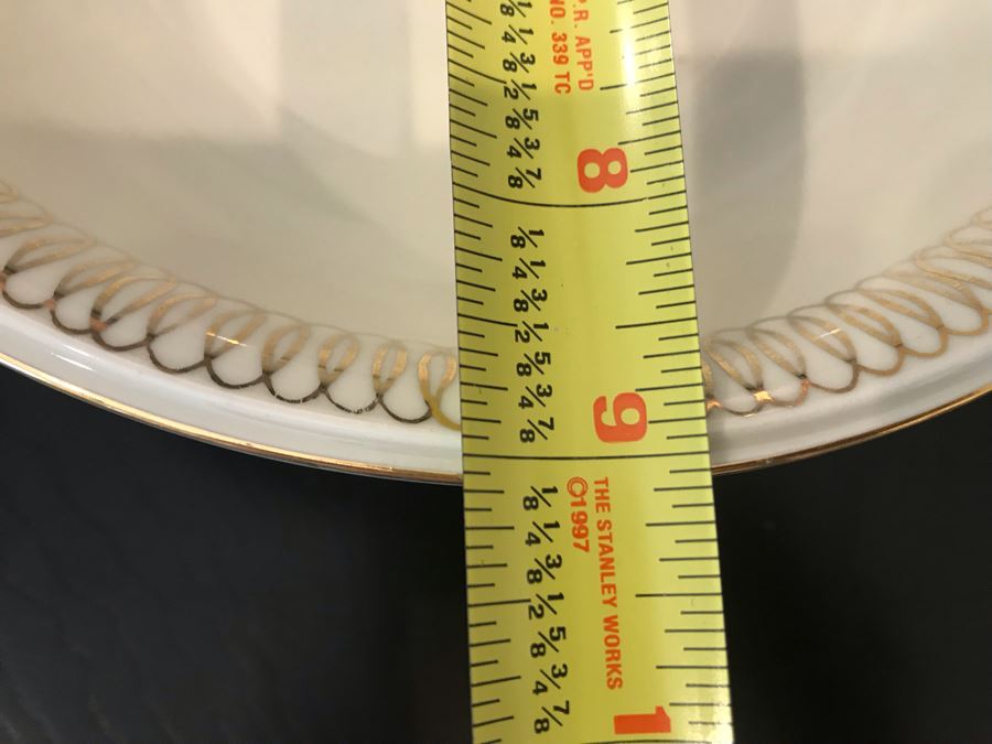 Hutschenreuther Bavaria C. T. Arzberg Soup Tureen, (2) Serving Platters, Bowls And Plates - Apx Service For 12 Gold Rim [Photo 19]