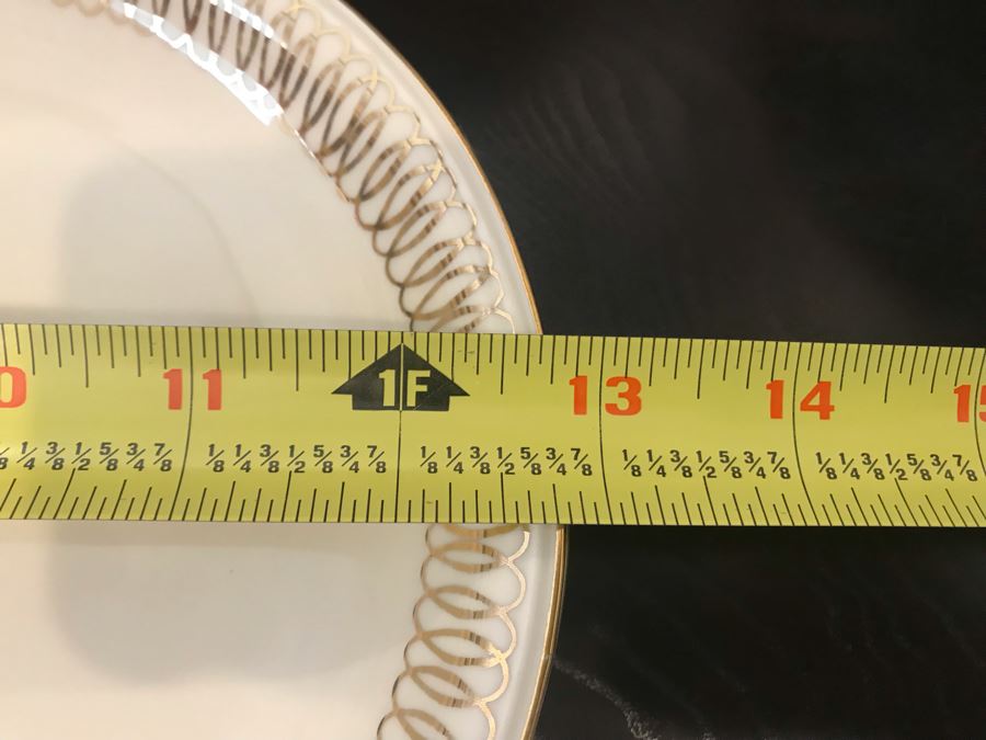 Hutschenreuther Bavaria C. T. Arzberg Soup Tureen, (2) Serving Platters, Bowls And Plates - Apx Service For 12 Gold Rim [Photo 20]