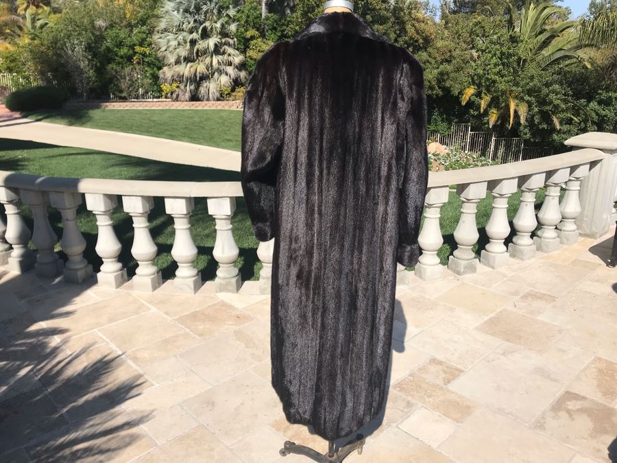 Appraised At $17,000 In 1989: Mahogany Mink Female Skins Fully Let Out Full Length Coat Made In USA Size L - Only Item With A Reserve Price [Photo 9]