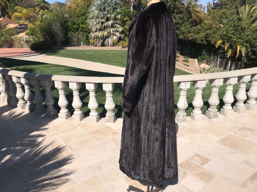 Appraised At $17,000 In 1989: Mahogany Mink Female Skins Fully Let Out Full Length Coat Made In USA Size L - Only Item With A Reserve Price [Photo 8]