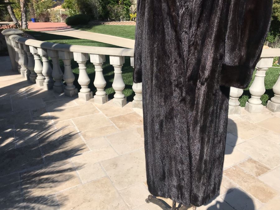 Appraised At $17,000 In 1989: Mahogany Mink Female Skins Fully Let Out Full Length Coat Made In USA Size L - Only Item With A Reserve Price [Photo 6]