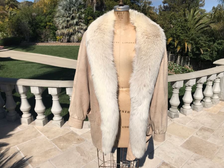 White Fox And Suede Leather Alaskan Custom Built Fur Coat Kansas City Size L  [Photo 3]