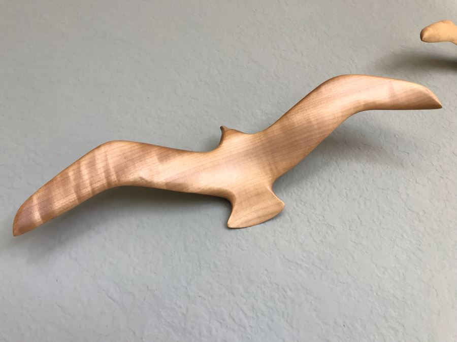 Carved Myrtlewood Seagulls Birds Wall Sculptures From The House Of Myrtlewood Coos Bay Oregon [Photo 3]