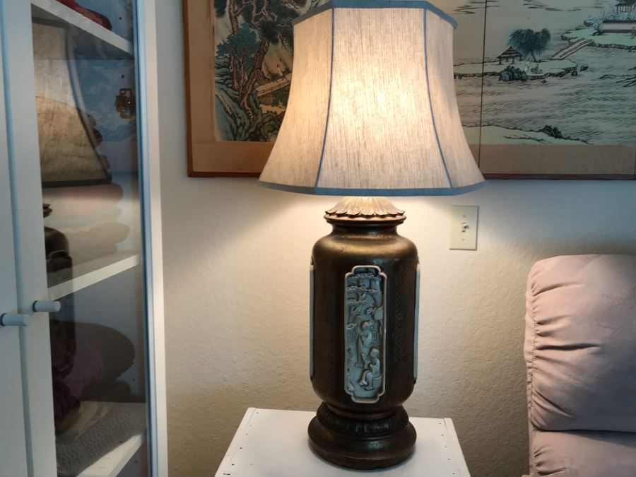 Relief Plaster Asian Table Lamp [Photo 2]