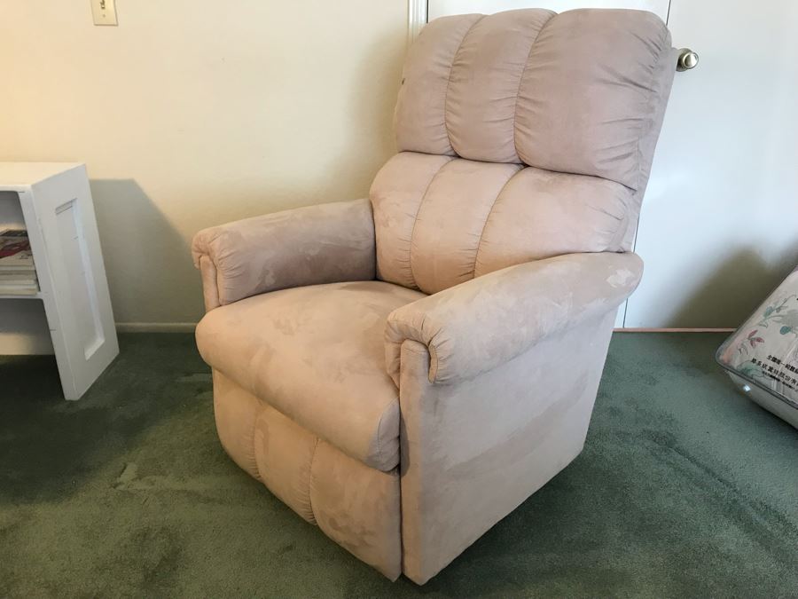 Lazy Boy Recliner Armchair [Photo 2]