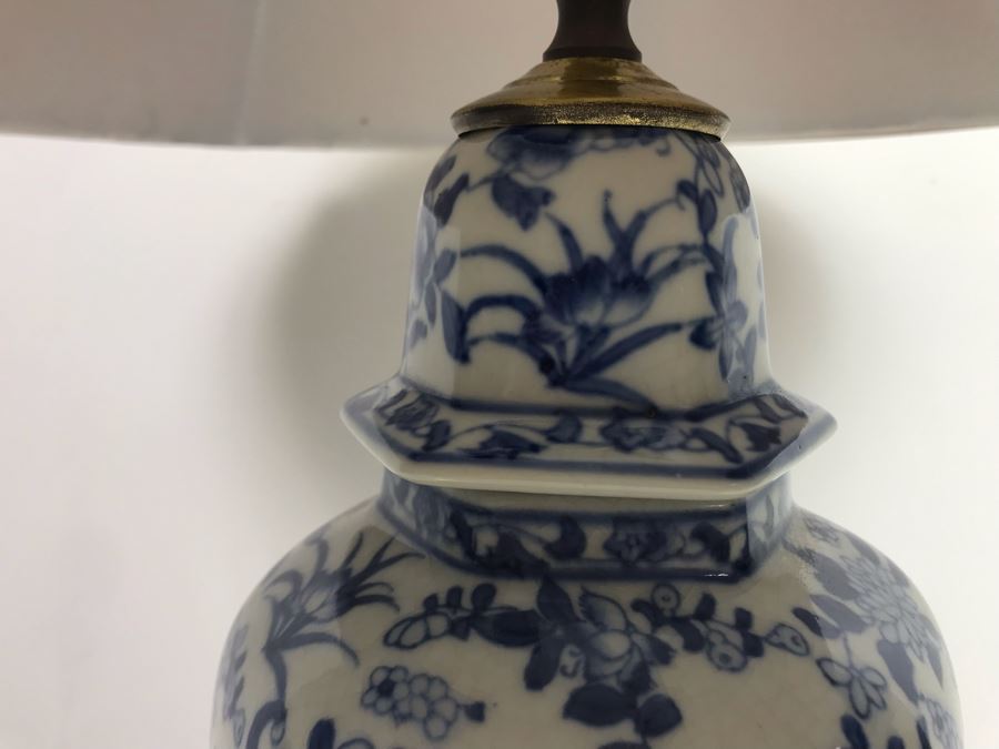JUST ADDED - Chinese Blue And White Table Lamp [Photo 11]