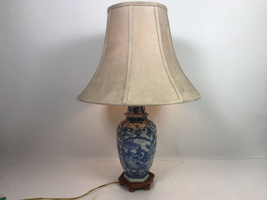 JUST ADDED - Chinese Blue And White Table Lamp [Photo 1]