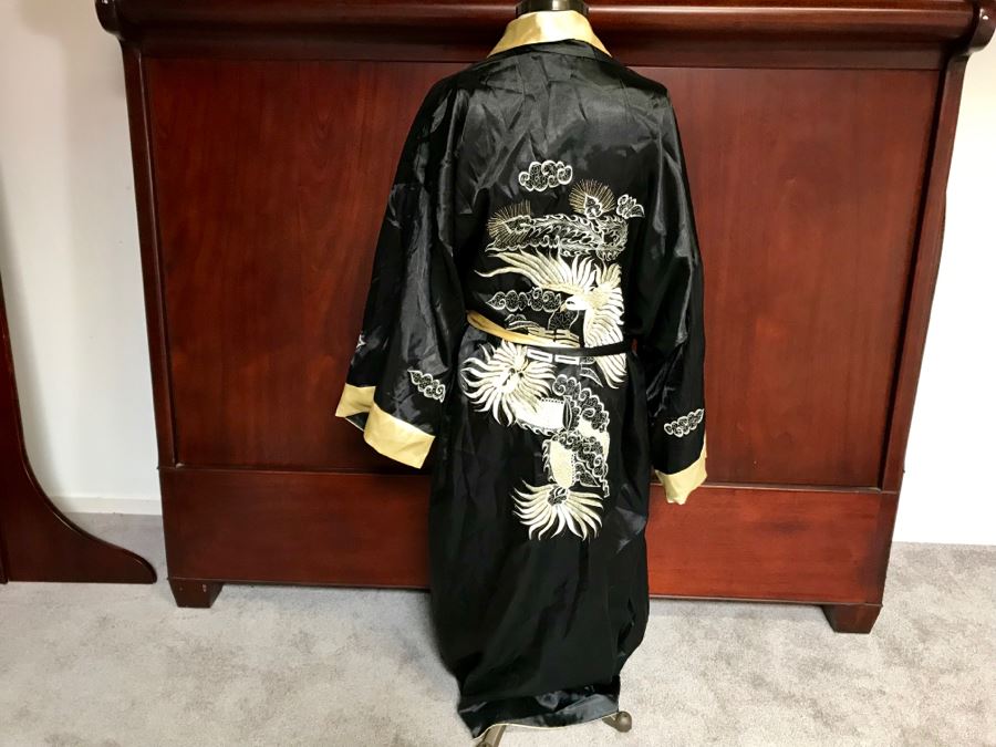 JUST ADDED - Men's Large Kimono Robe Reversible Chinese Silk Embroidery [Photo 6]