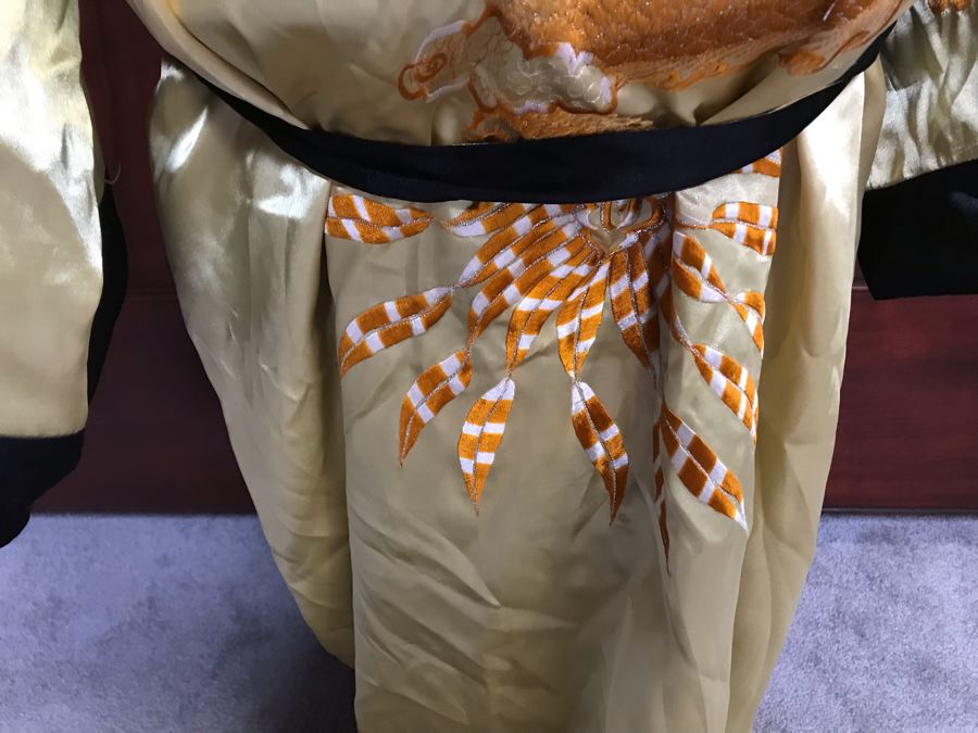 JUST ADDED - Men's Large Kimono Robe Reversible Chinese Silk Embroidery [Photo 20]