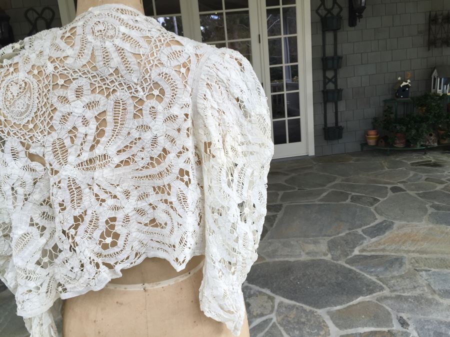 Vintage Battenberg Lace Ladies Long Sleeve Top [Photo 8]