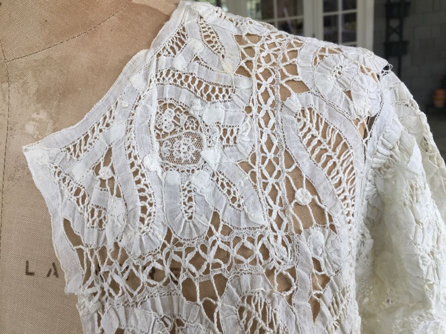 Vintage Battenberg Lace Ladies Long Sleeve Top [Photo 7]