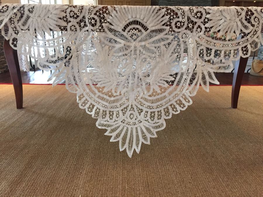 Vintage Battenberg Lace Tablecloth 69' X 69' [Photo 8]