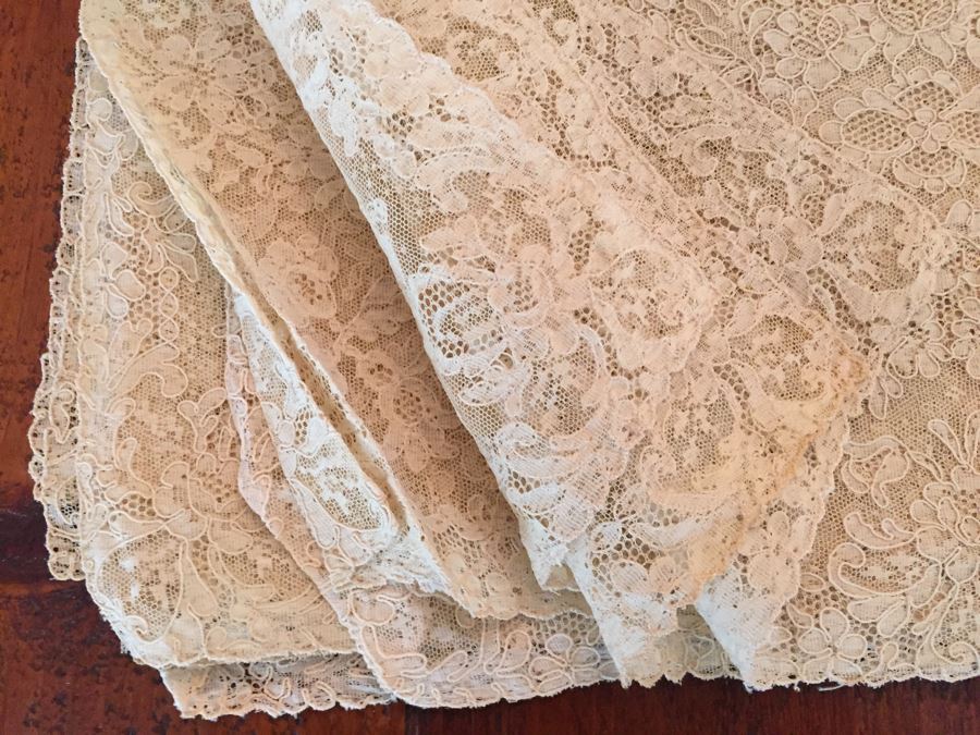 Vintage Battenberg Lace Tablecloth, Placemats And Table Runner [Photo 8]