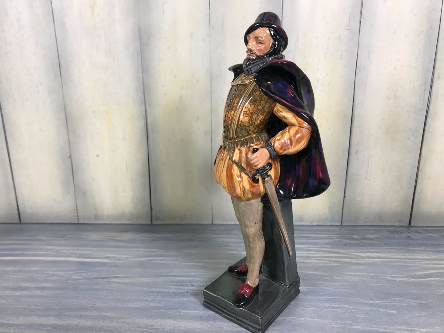 Royal Doulton England Sir Walter Raleigh Figurine HN 2015 11.5'H [Photo 9]
