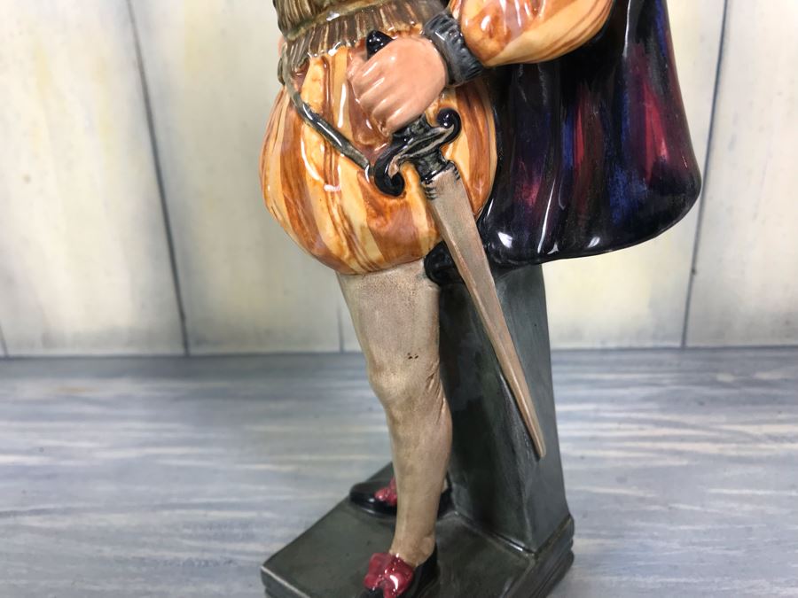 Royal Doulton England Sir Walter Raleigh Figurine HN 2015 11.5'H [Photo 10]