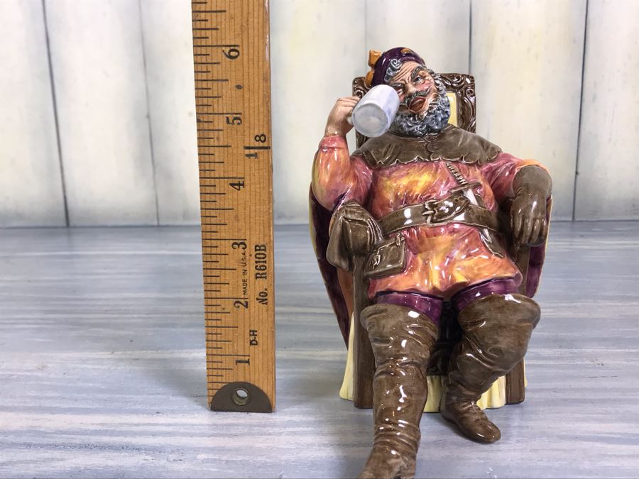 Royal Doulton England The Foaming Quart Figurine HN 2162 6'H [Photo 11]