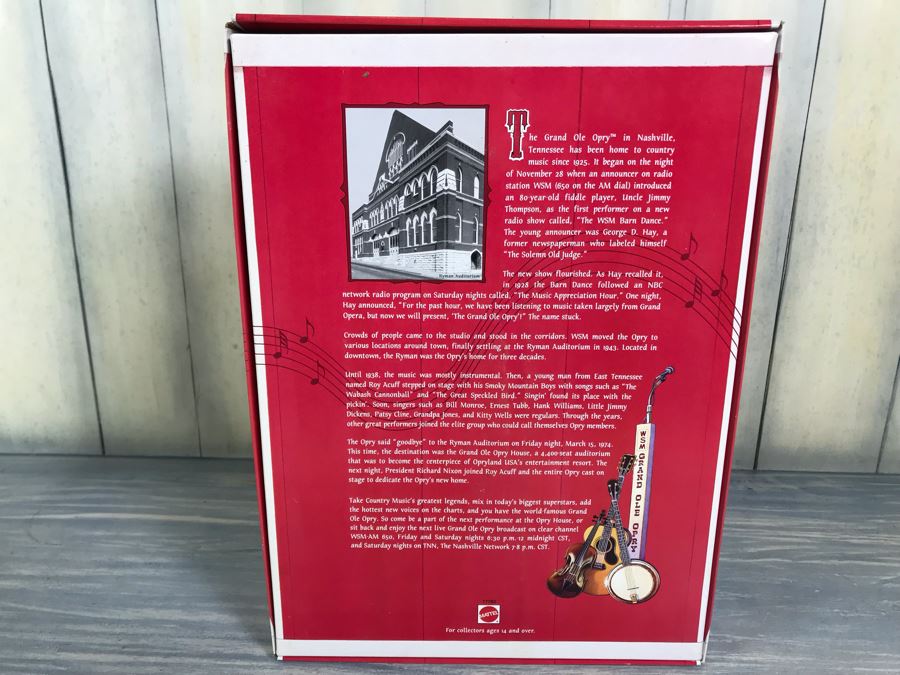 First In A Series Collector Edition Country Rose Barbie Doll With Box 17782 [Photo 15]