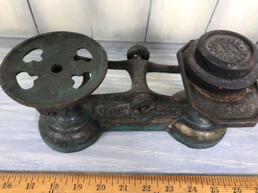 Antique Cast Iron Balance Scale With Brass Pan [Photo 6]
