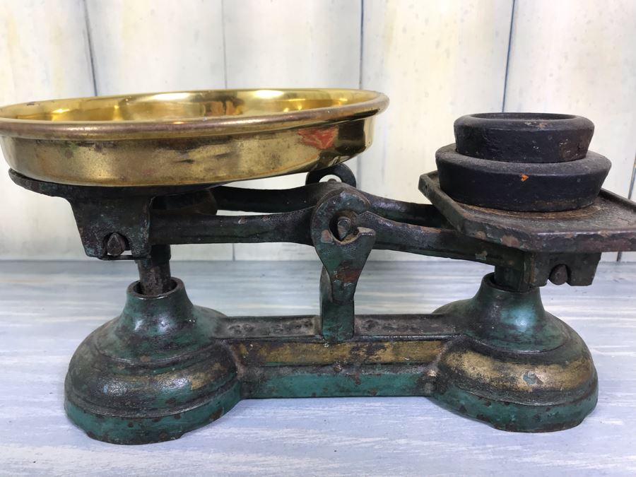 Antique Cast Iron Balance Scale With Brass Pan [Photo 3]