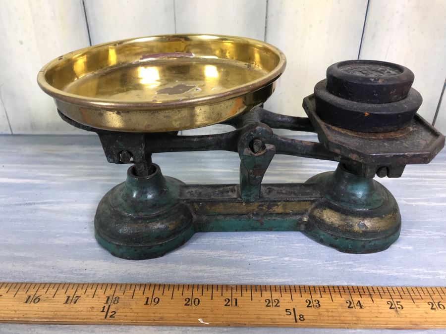Antique Cast Iron Balance Scale With Brass Pan [Photo 1]