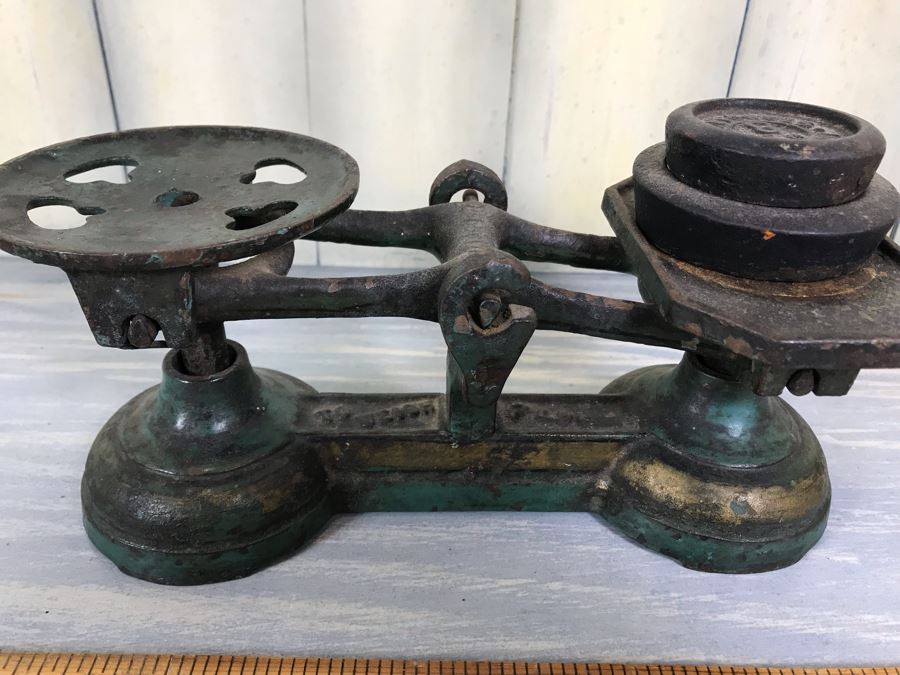 Antique Cast Iron Balance Scale With Brass Pan [Photo 7]