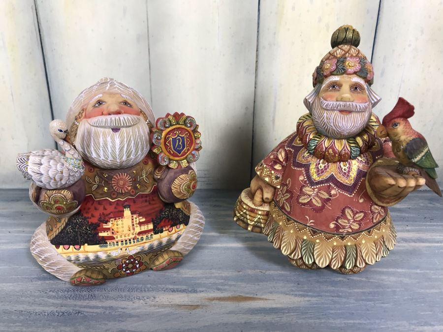 Pair Of Limited Edition G. DeBrekht Artistic Studios Christmas Decoration Figurines: 'Islander Santa' Cruising Series And 'The Broadmoor Santa' [Photo 1]
