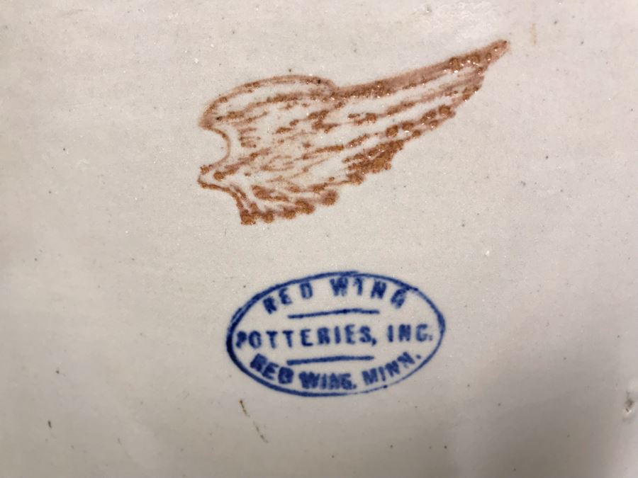Vintage Red Wing Potteries Red Wing, MN 5 Gallon Crock Pot With Lid - Note Lid Has A Chip (See Photos) [Photo 5]