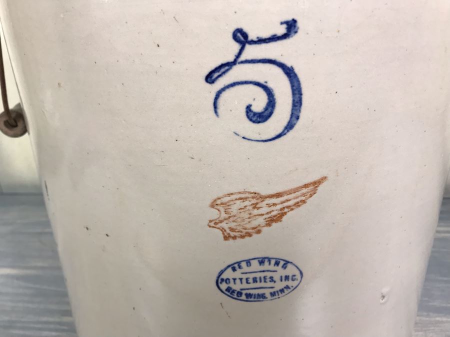 Vintage Red Wing Potteries Red Wing, MN 5 Gallon Crock Pot With Lid - Note Lid Has A Chip (See Photos) [Photo 3]