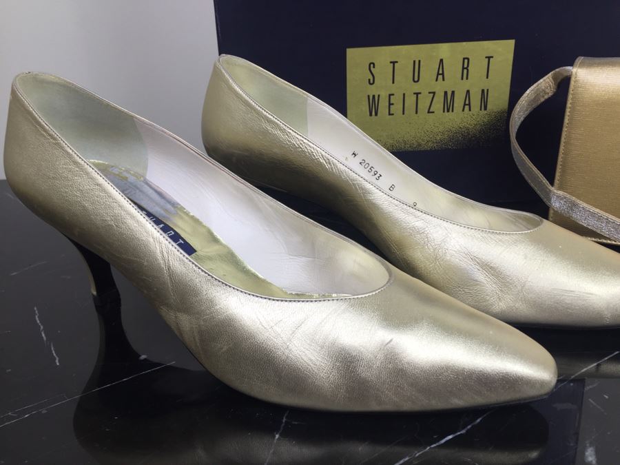 Stuart Weitzman Ladies Gold Heels Shoes Size 9 And Matching Handbag With Original Boxes [Photo 2]