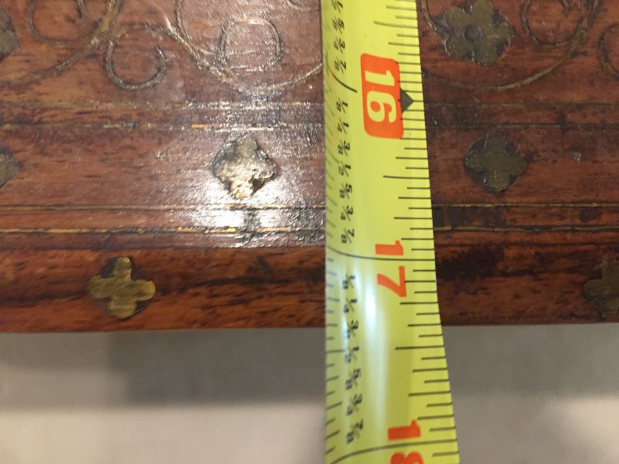 Detailed Morrocan Brass Inlay Wooden Coffee Table 30' X 17' [Photo 11]