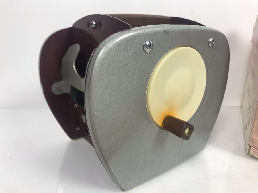 Vintage Nestor Johnson Card Shuffler Model No. 50 With Original Box [Photo 4]