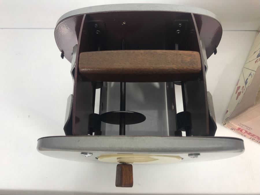 Vintage Nestor Johnson Card Shuffler Model No. 50 With Original Box [Photo 6]